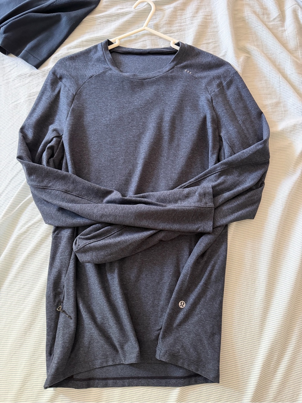 lululemon athletica Men's Long Sleeve Crew - Charcoal